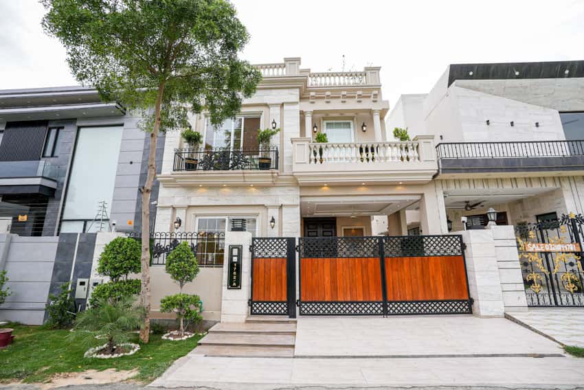 8 Marla Semi-Furnished House For sale in DHA Lahore | OH-0003