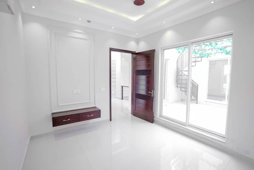 8 Marla Semi-Furnished House For sale in DHA Lahore | OH-0003 23