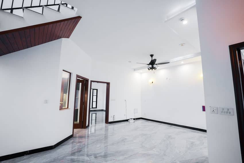 8 Marla Un-Furnished House For sale in DHA Lahore | OH-0004 5