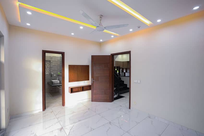 5 Marla Un-Furnished House For sale in DHA Lahore | OH-0022 13