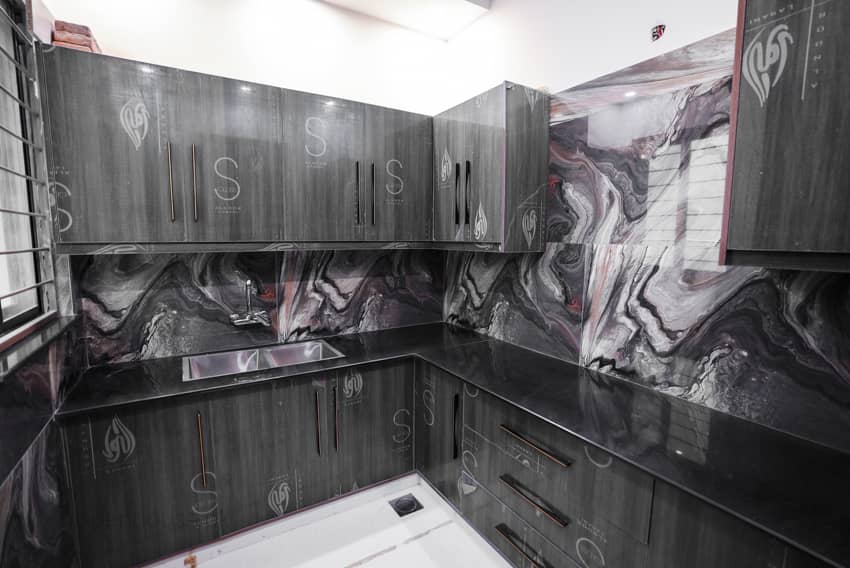 1 Kanal Un-Furnished House For sale in DHA Lahore | OH-0023 10