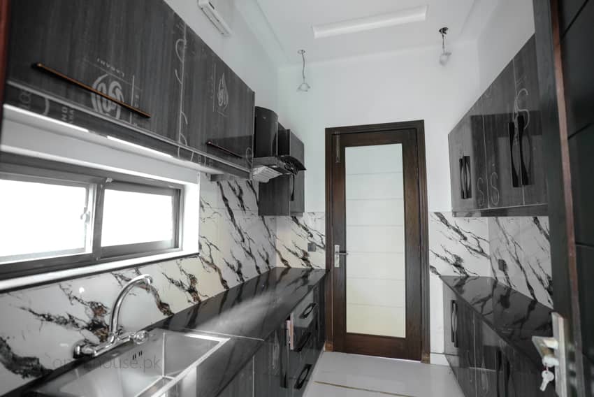 1 Kanal Un-Furnished House For sale in DHA Lahore | OH-0023 21