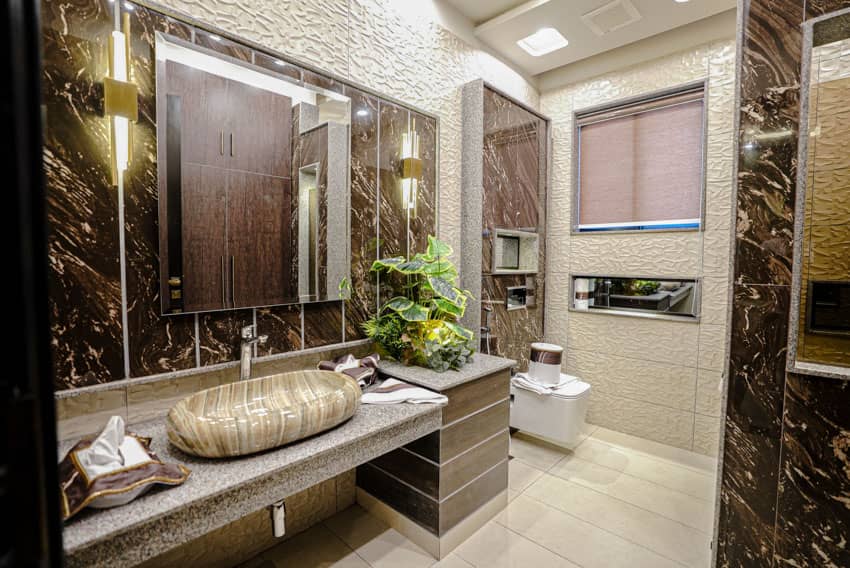 1 Kanal Furnished House For sale in DHA Lahore | OH-0024 23