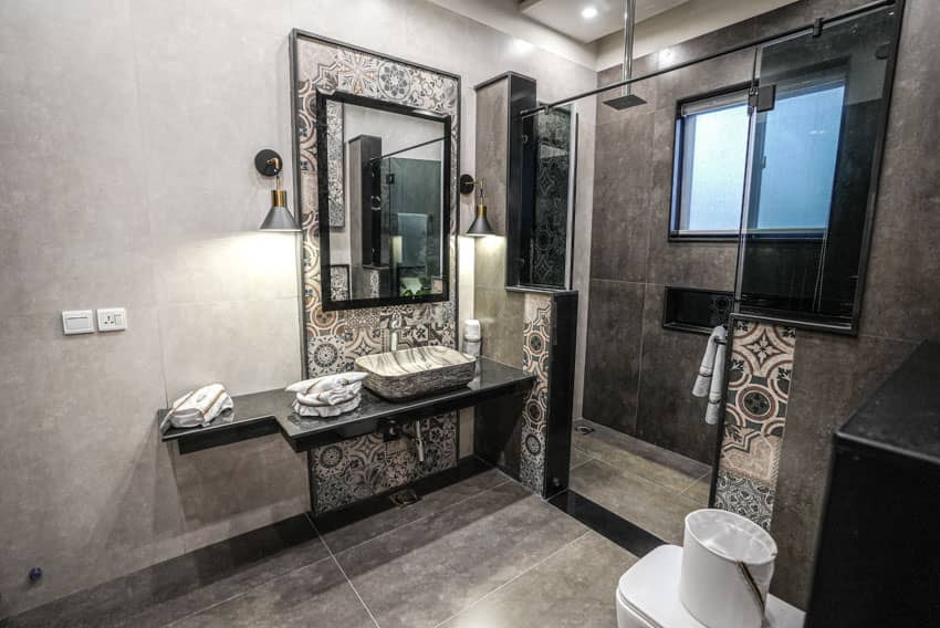 1 Kanal Furnished House For sale in DHA Lahore | OH-0024 36