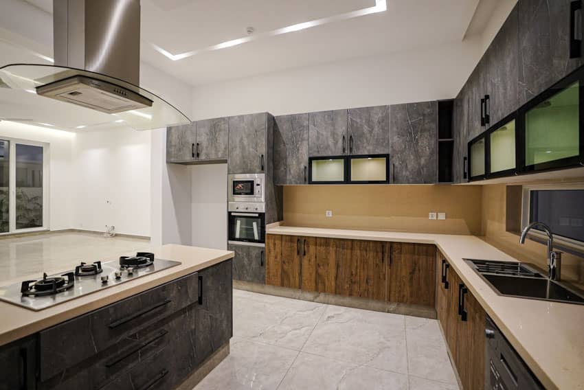 1 Kanal Semi-Furnished House For sale in DHA Lahore | OH-0025 10