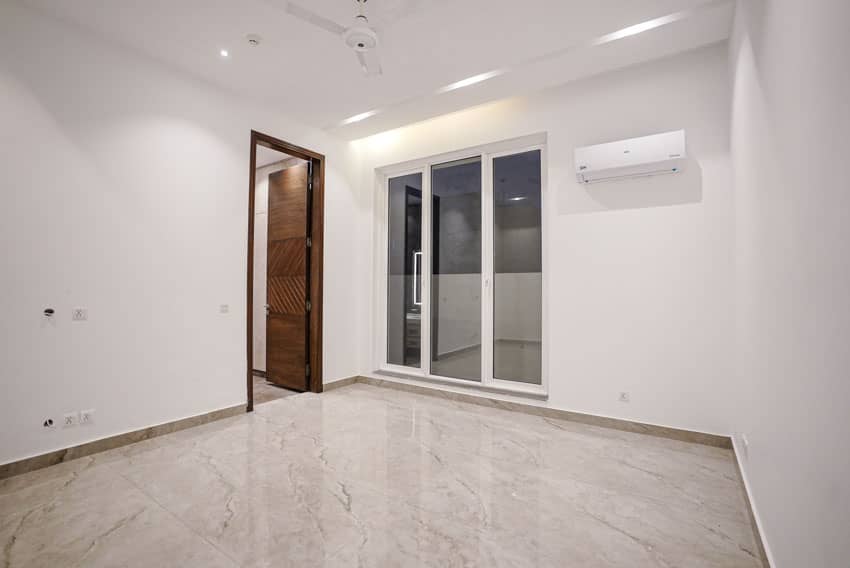 1 Kanal Semi-Furnished House For sale in DHA Lahore | OH-0025 16