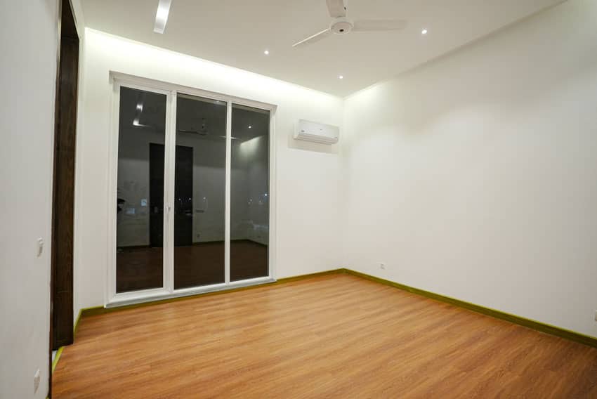 1 Kanal Semi-Furnished House For sale in DHA Lahore | OH-0025 28