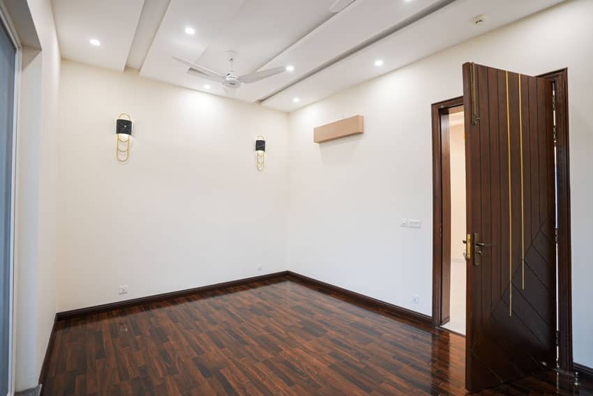 5 Marla Un-Furnished House For sale in DHA Lahore | OH-0027 14