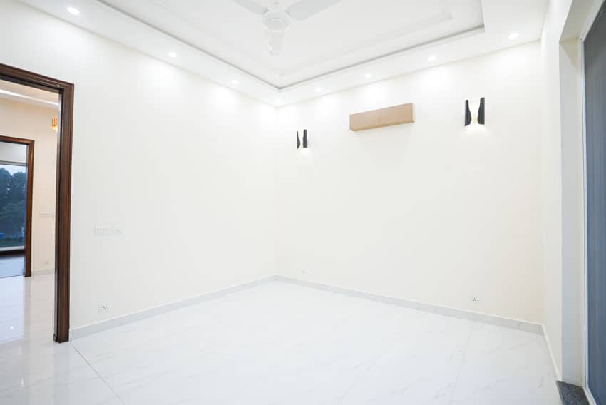 5 Marla Un-Furnished House For sale in DHA Lahore | OH-0027 17