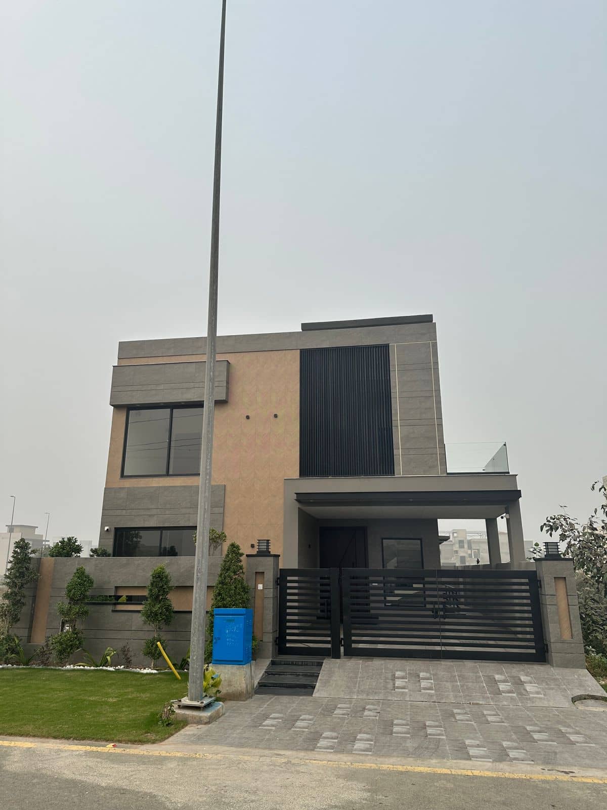 Brand New 10 Marla Modern House for Sale in DHA Phase 7 – 70ft Road  2