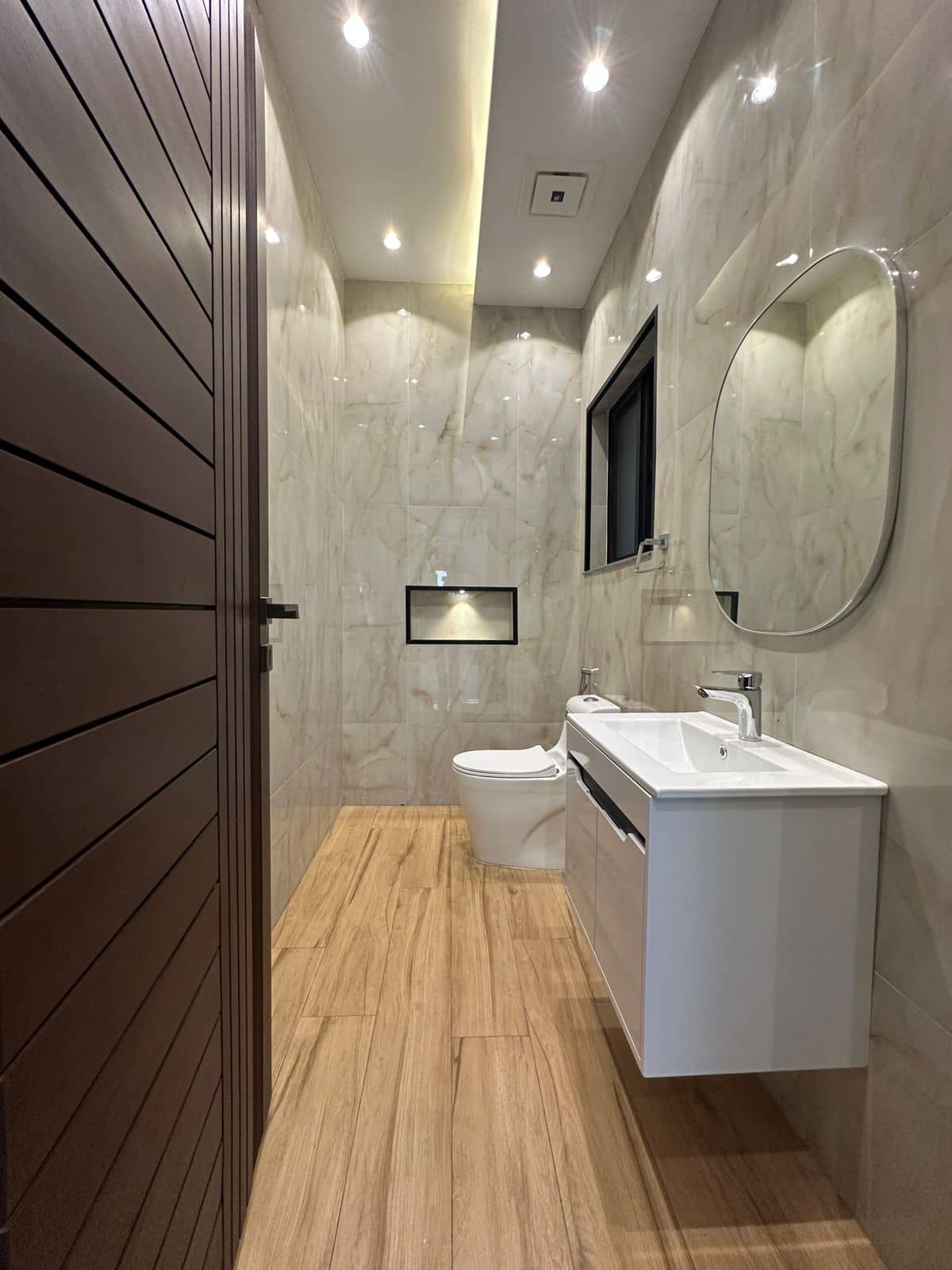 Brand New 10 Marla Modern House for Sale in DHA Phase 7 – 70ft Road  14