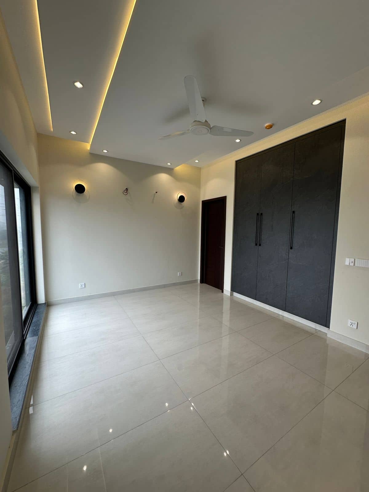 Brand New 10 Marla Modern House for Sale in DHA Phase 7 – 70ft Road  16