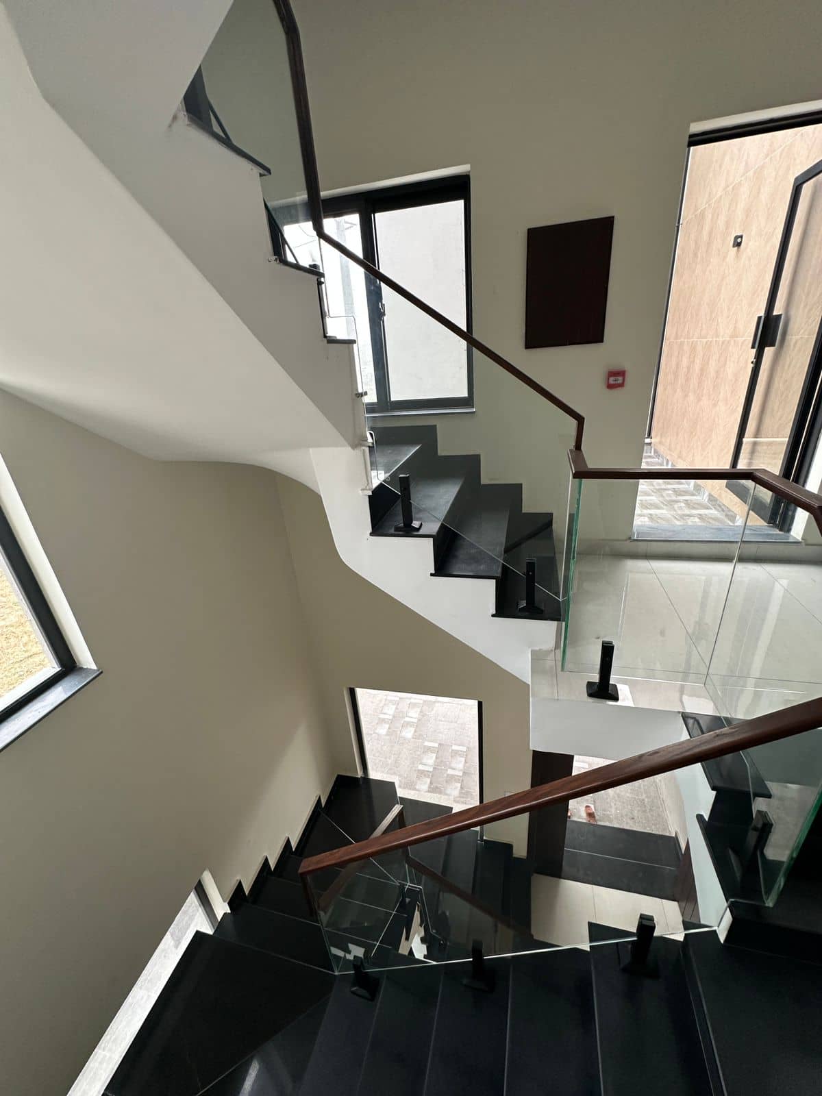 Brand New 10 Marla Modern House for Sale in DHA Phase 7 – 70ft Road  26