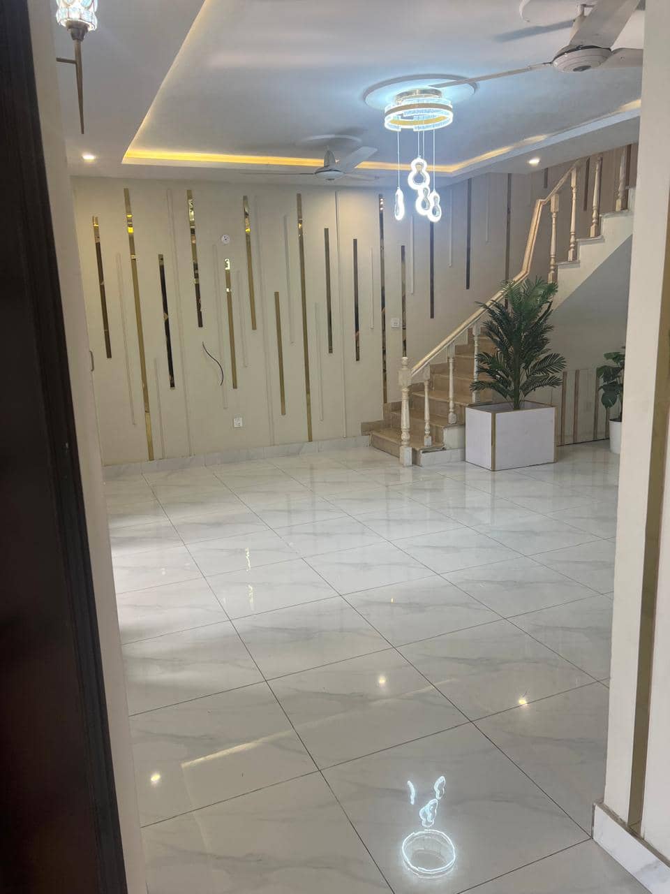 Brand New 10 Marla Modern House for Sale in DHA Phase 7 – 70ft Road  32