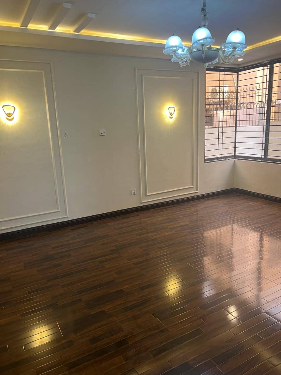 Brand New 10 Marla Modern House for Sale in DHA Phase 7 – 70ft Road  33