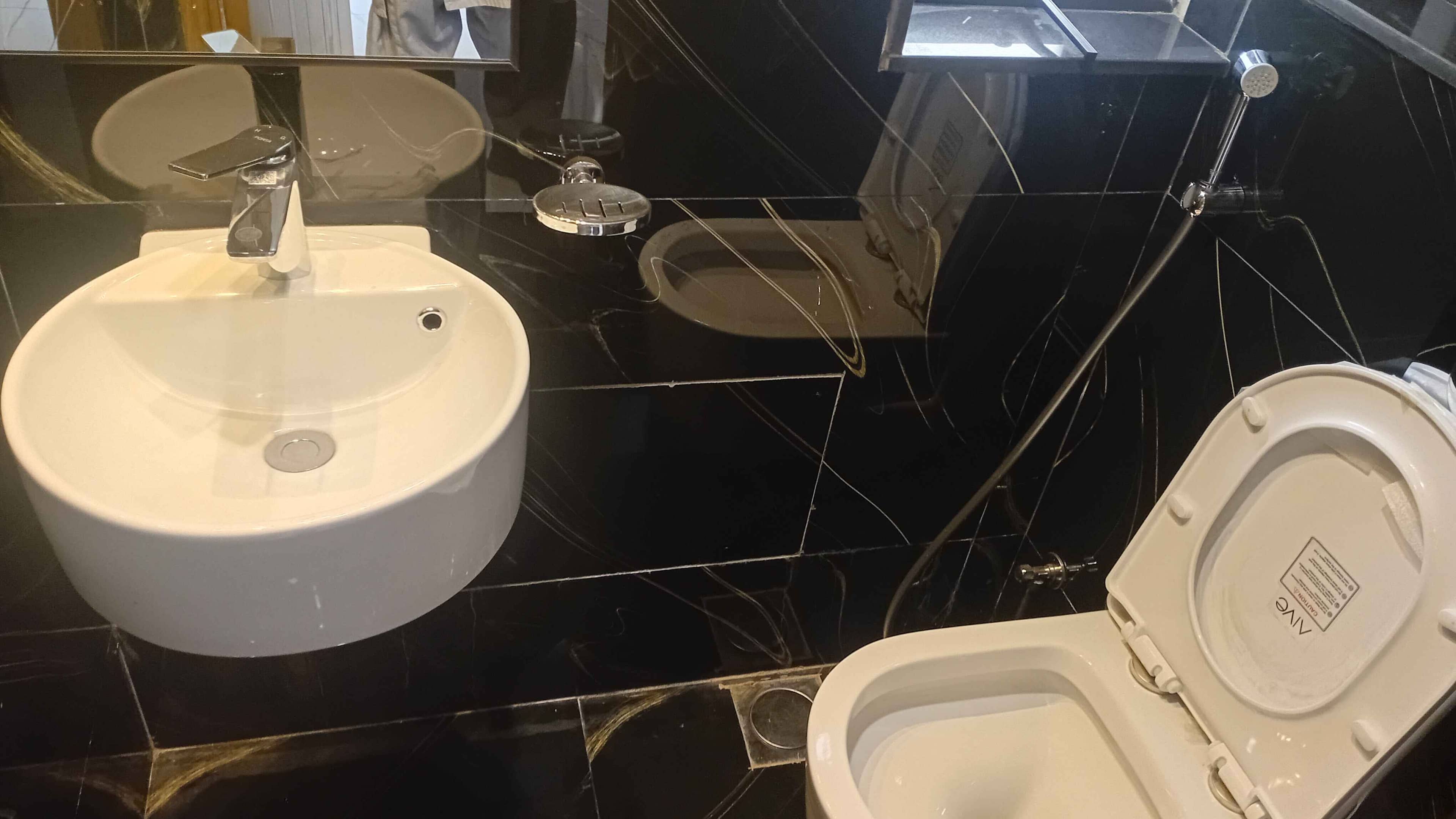 Brand New 9 Marla House for Sale in DHA Phase 4 7