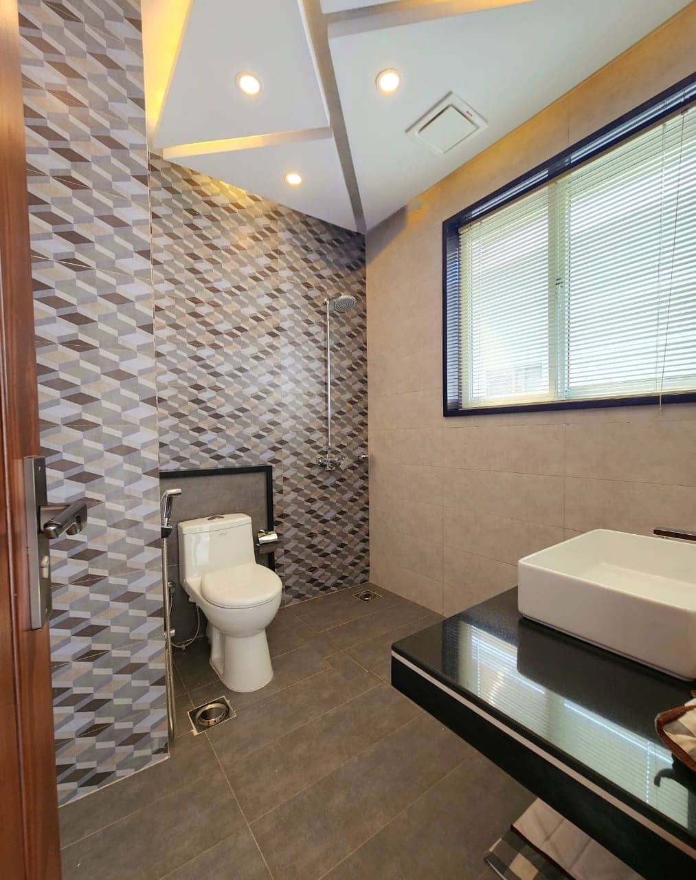 Brand New 10 Marla Semi-Furnished House for Sale in DHA Phase 5 18