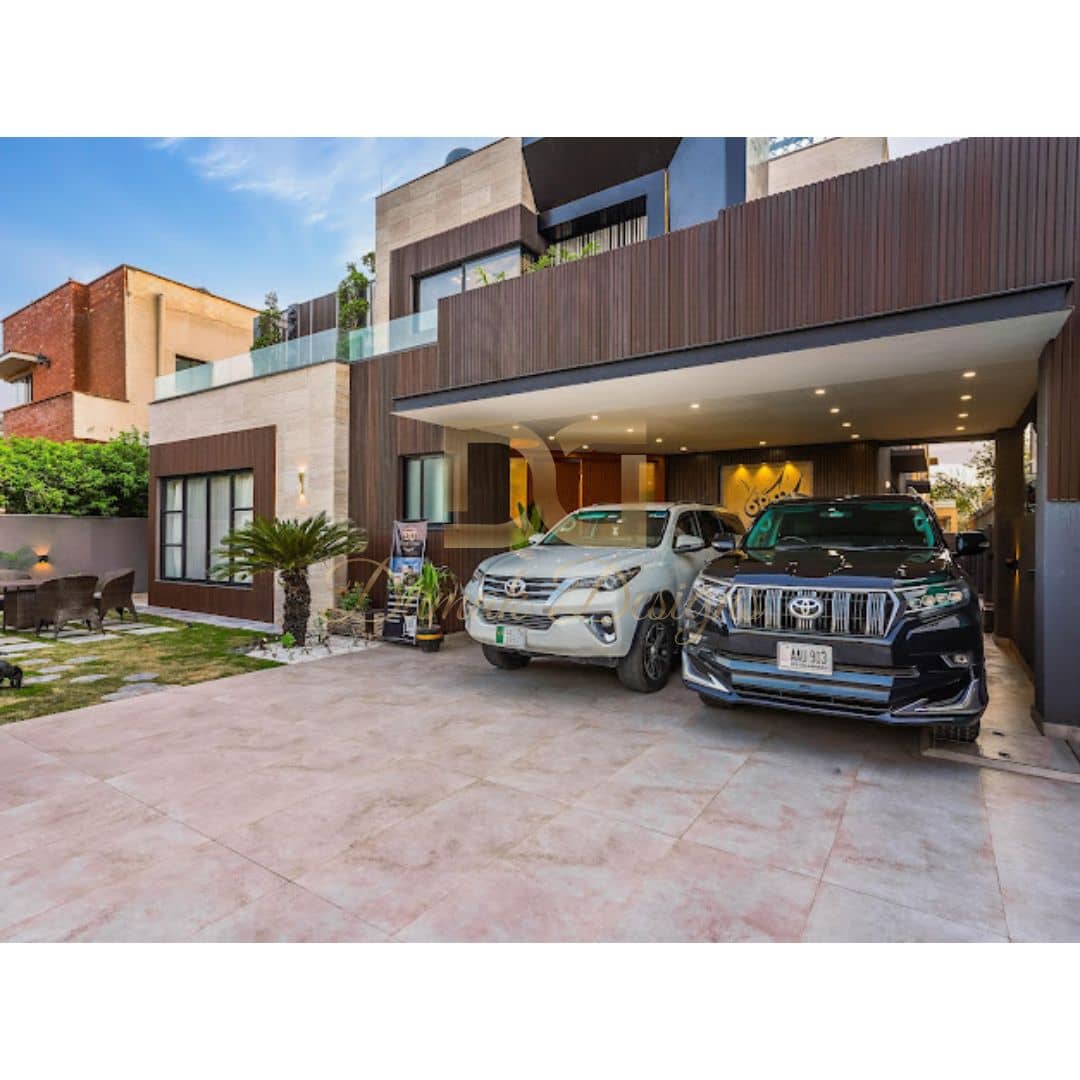 Brand New 1 Kanal (20 Marla) Fully Furnished House for Sale in DHA Phase 6  4