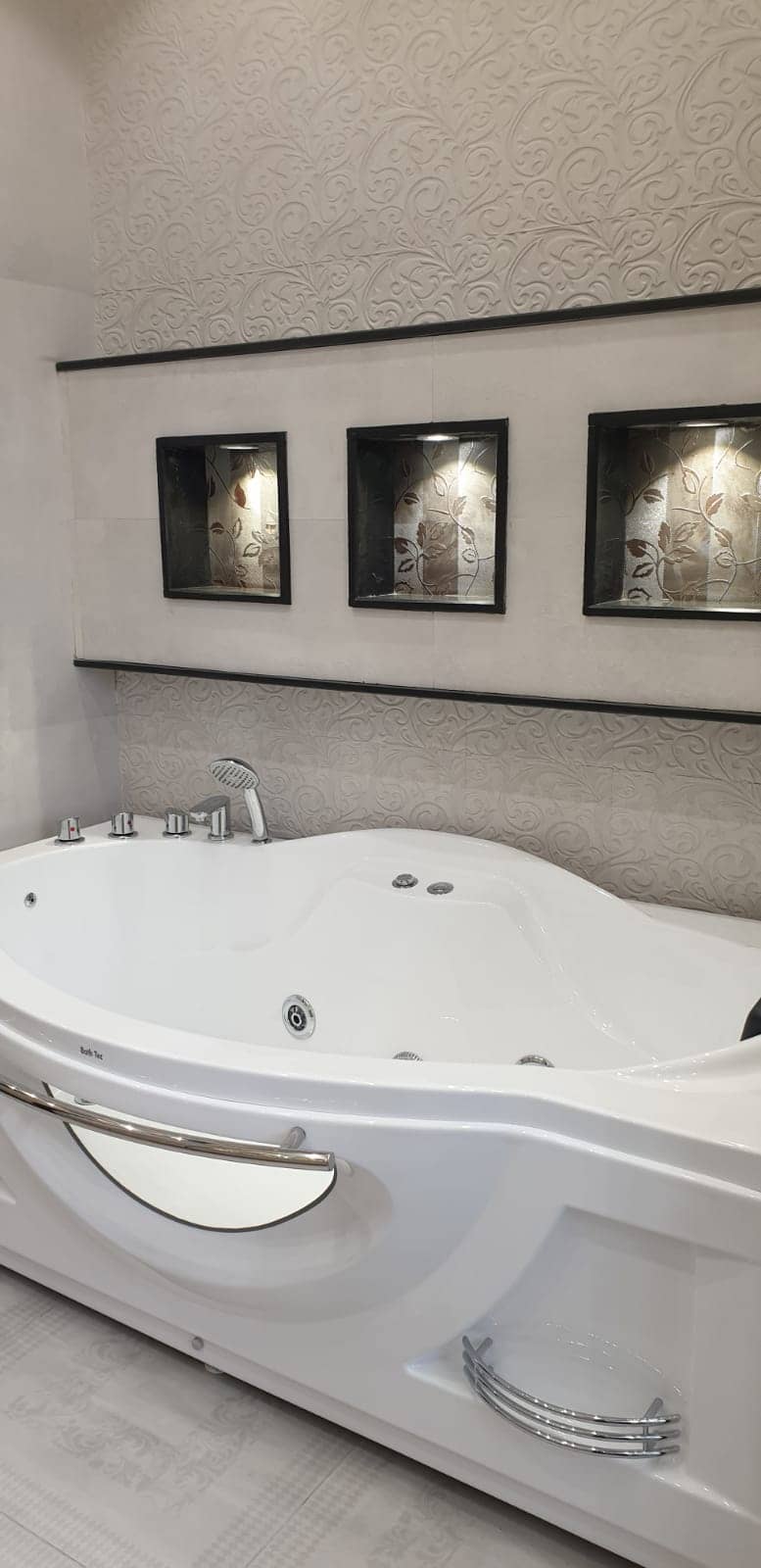 Brand New 1 Kanal (20 Marla) Semi-Furnished House for Sale in DHA Phase 6 12