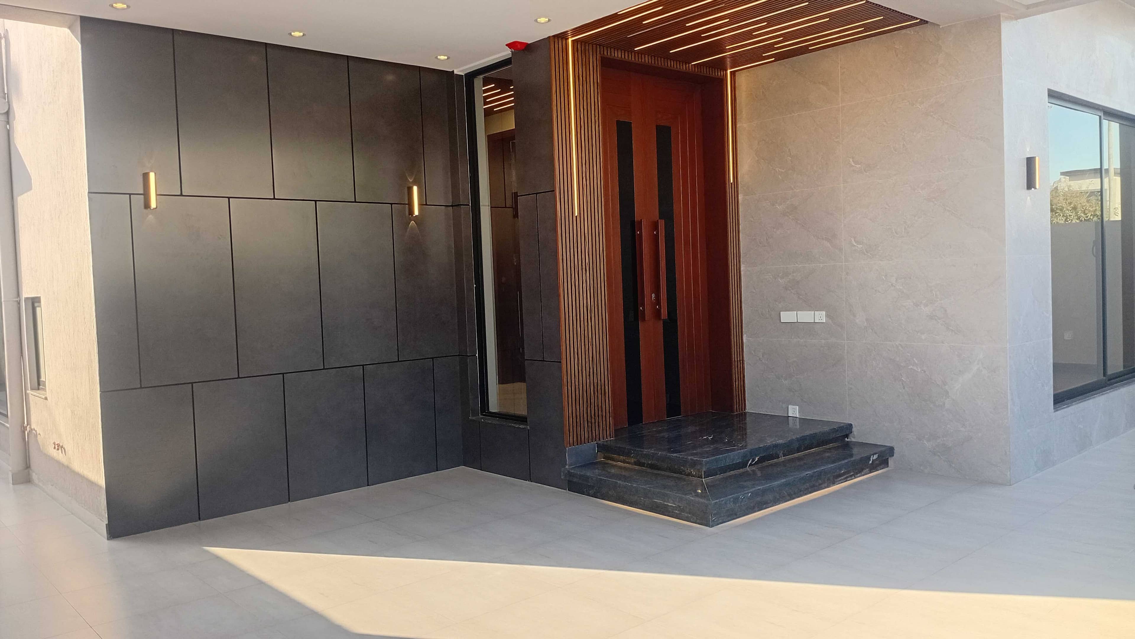 Brand New 10 Marla House for Sale in DHA Phase 7  4