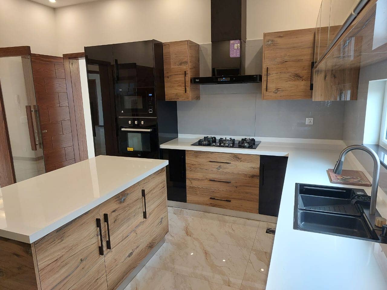 Brand New 1 Kanal Semi-Furnished House for Sale in DHA Phase 7– 5 Beds, 2 Kitchens, Lawn, CCTV 13