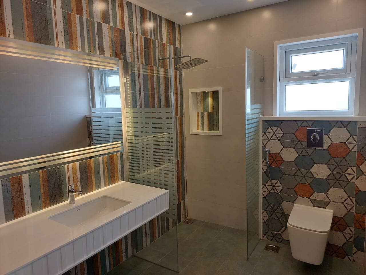 [VERIFIED] Elegant 1 Kanal Semi-Furnished Home for Sale – DHA Phase 7, Lahore 36