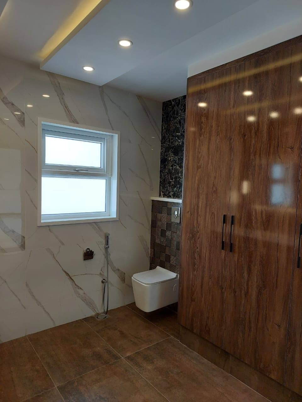 [VERIFIED] Elegant 1 Kanal Semi-Furnished Home for Sale – DHA Phase 7, Lahore 37