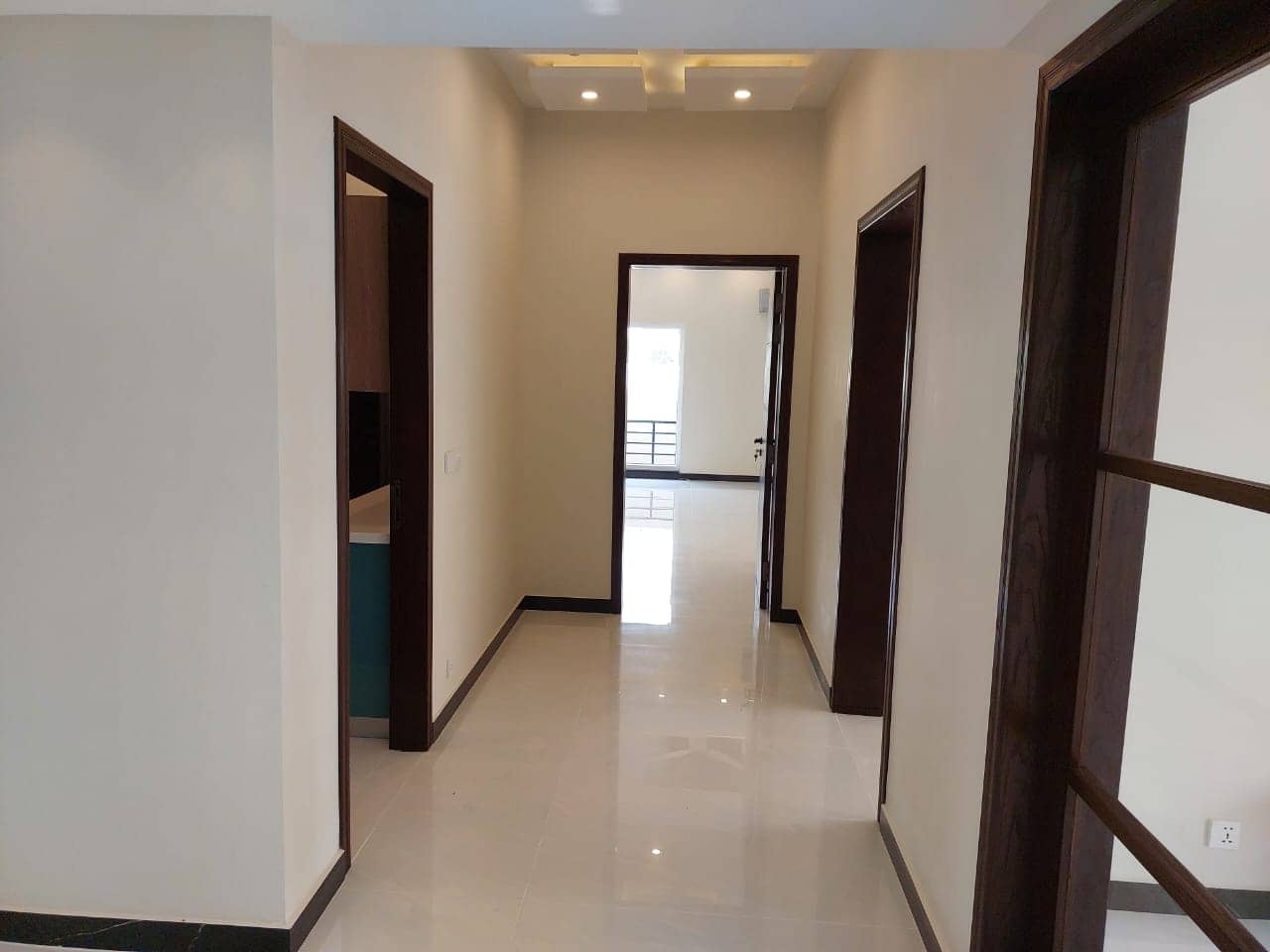 [VERIFIED] Elegant 1 Kanal Semi-Furnished Home for Sale – DHA Phase 7, Lahore 27