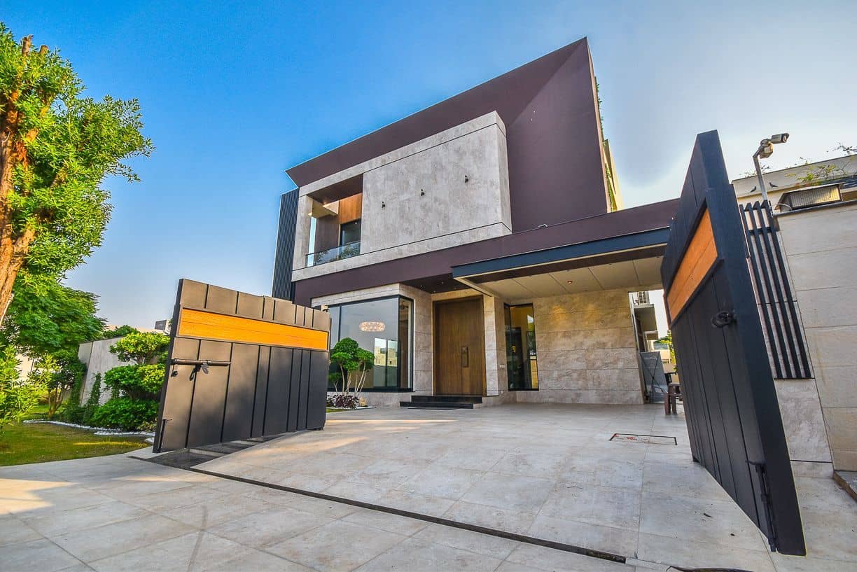 [VERIFIED] Elegant 1 Kanal Semi-Furnished Home – DHA Phase 6, Lahore 2