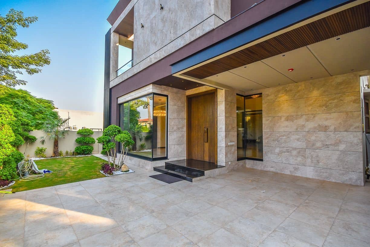 [VERIFIED] Elegant 1 Kanal Semi-Furnished Home – DHA Phase 6, Lahore 4