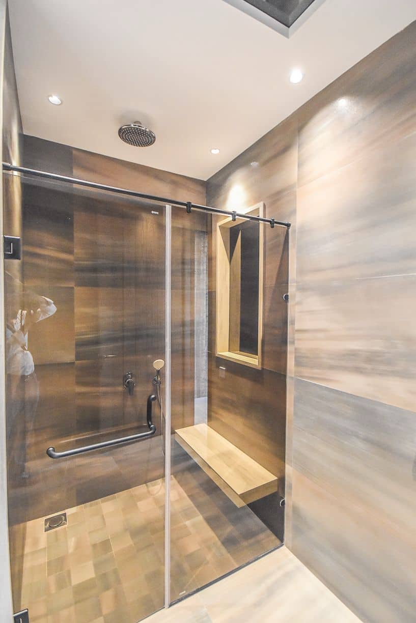 [VERIFIED] Elegant 1 Kanal Semi-Furnished Home – DHA Phase 6, Lahore 27