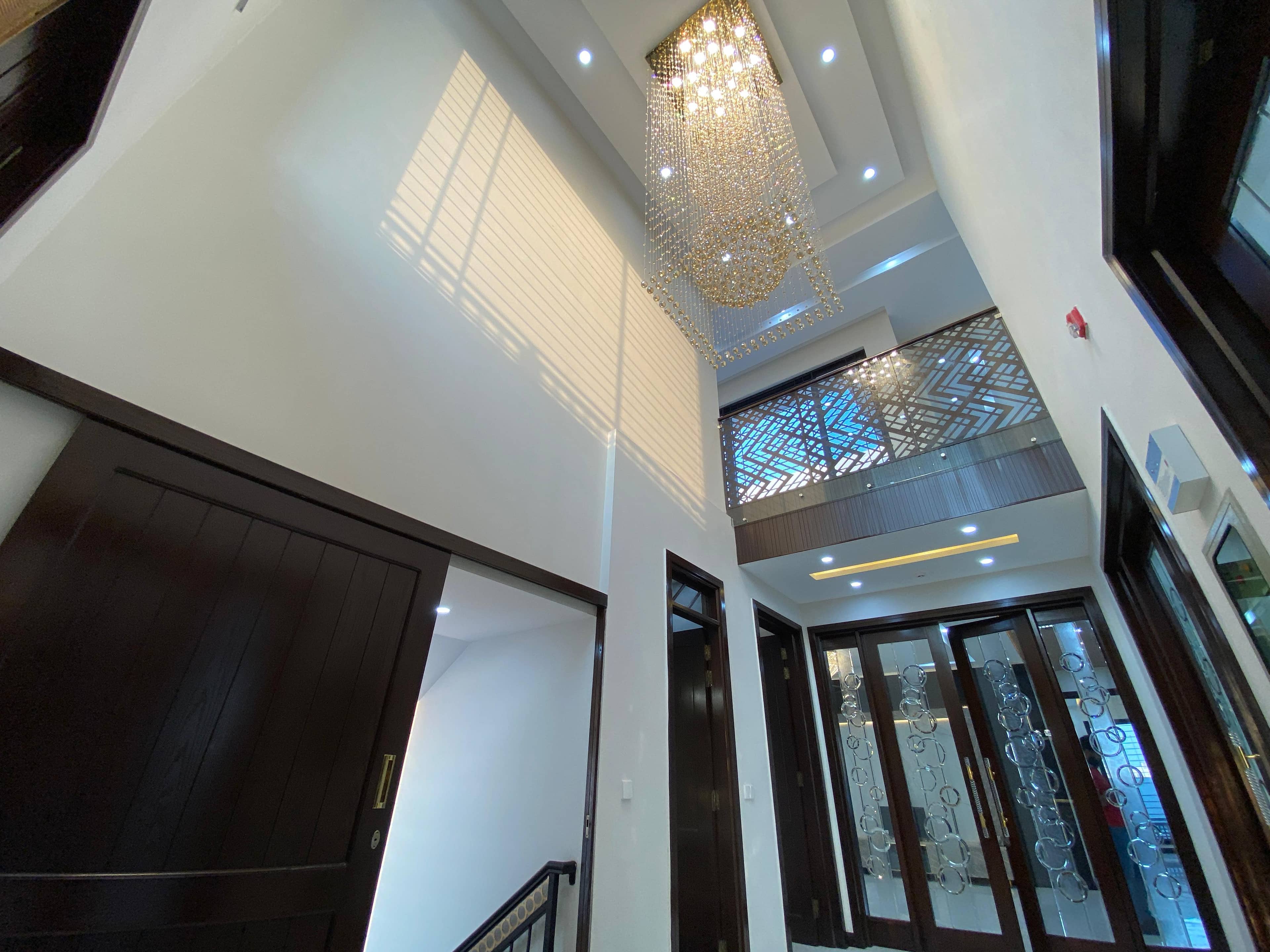 [VERIFIED] Spacious 1 Kanal Semi-Furnished Home – DHA Phase 7, Lahore 7