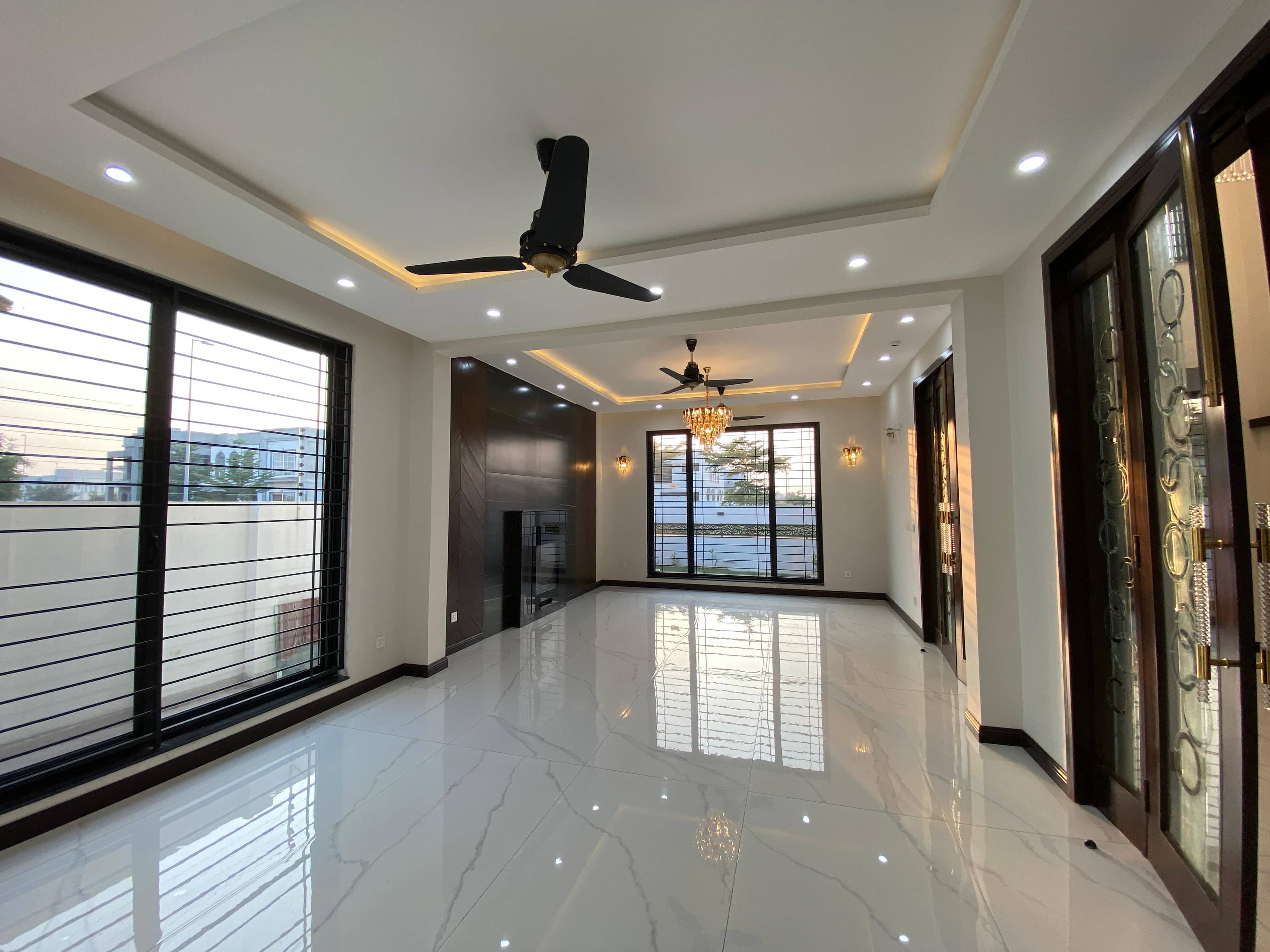 [VERIFIED] Spacious 1 Kanal Semi-Furnished Home – DHA Phase 7, Lahore 10