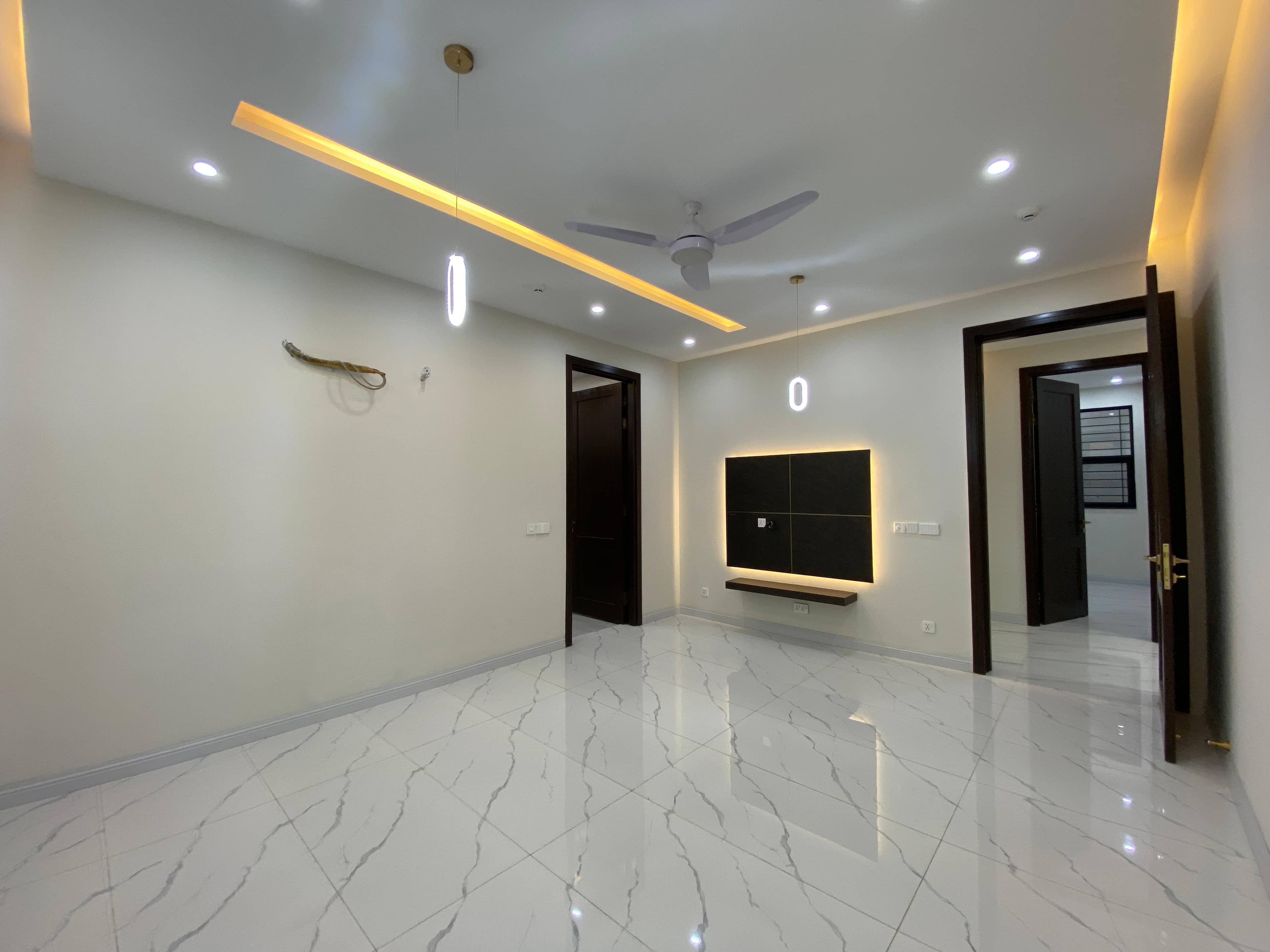 [VERIFIED] Spacious 1 Kanal Semi-Furnished Home – DHA Phase 7, Lahore 26