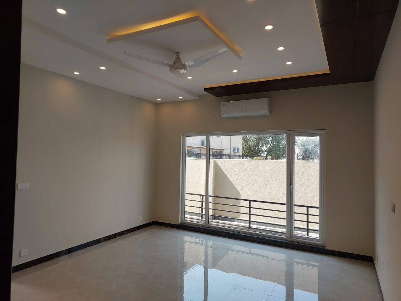 [VERIFIED] 1 Kanal Semi-Furnished Modern Home – DHA Phase 7, Lahore 22