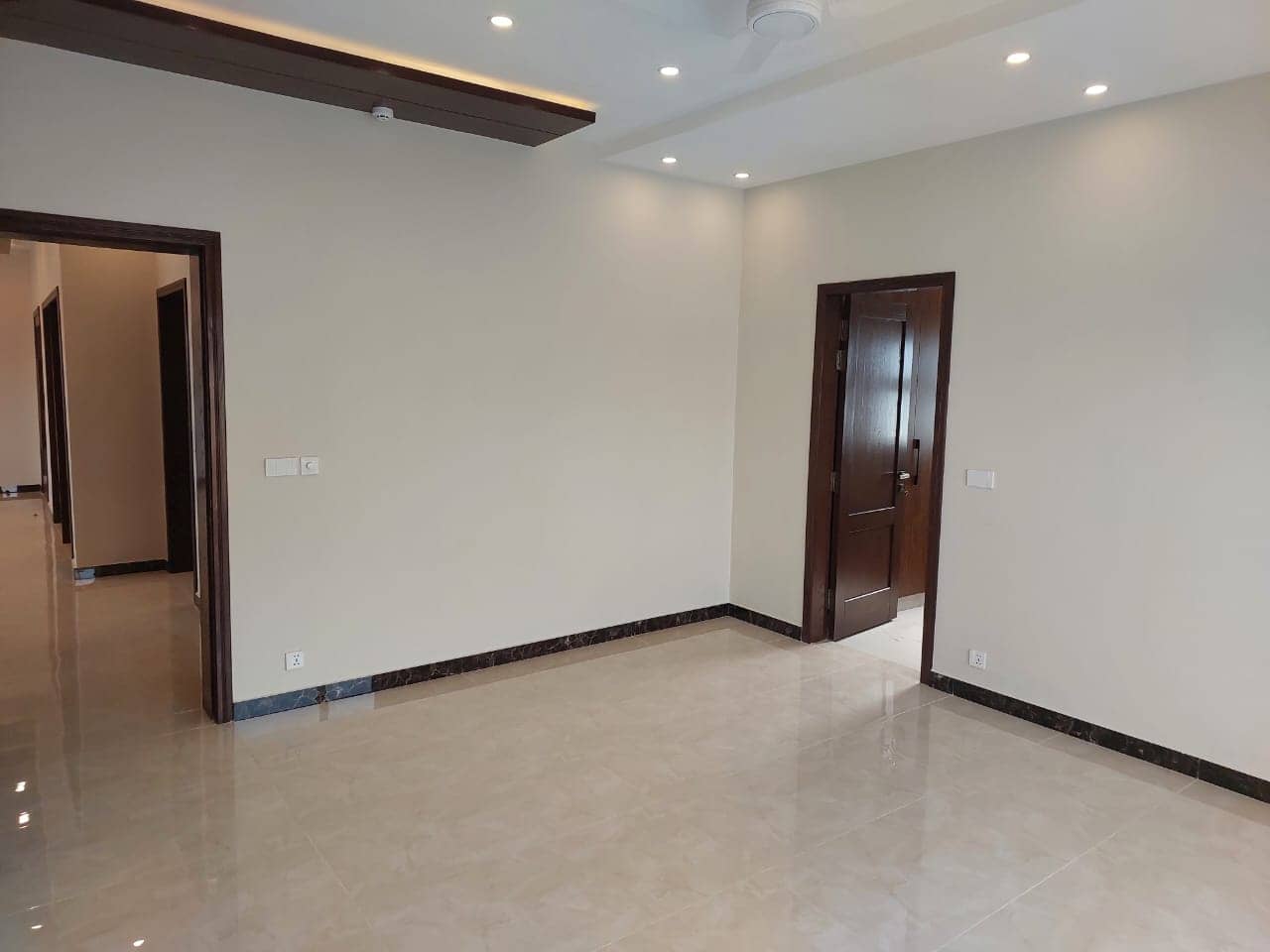 [VERIFIED] 1 Kanal Semi-Furnished Modern Home – DHA Phase 7, Lahore 23