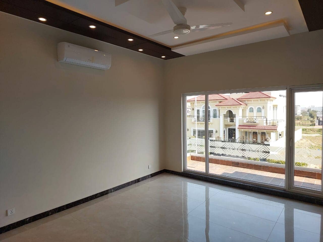 [VERIFIED] 1 Kanal Semi-Furnished Modern Home – DHA Phase 7, Lahore 32