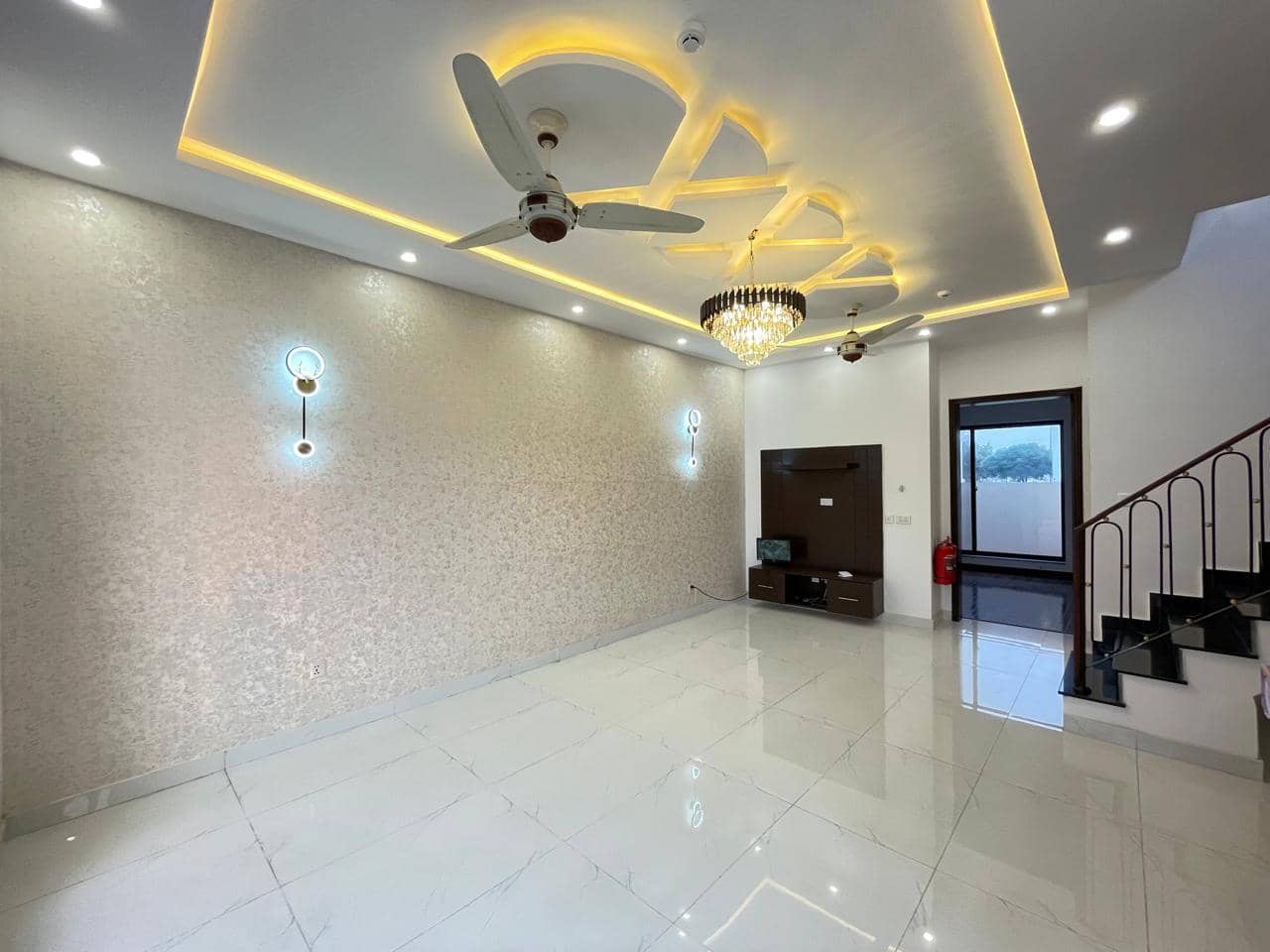 Brand New 5 Marla House for Sale in DHA Phase 9 Lahore 4