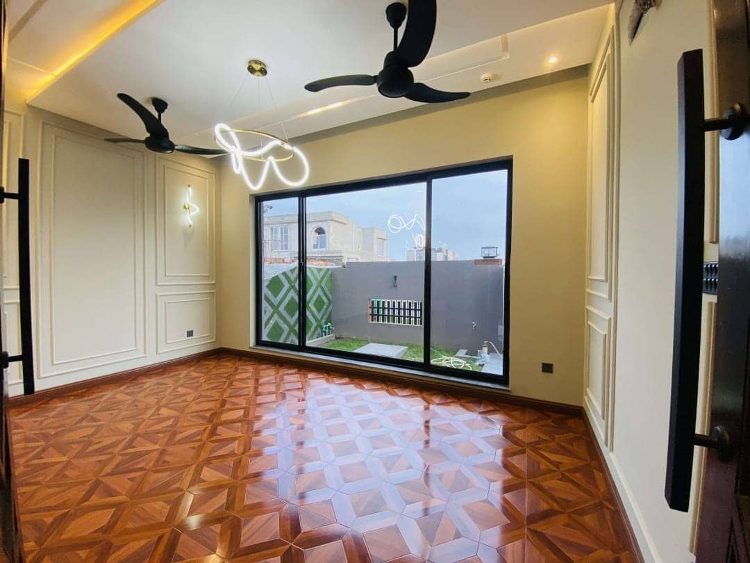 10 Marla Brand New Modern House with Basement in DHA Phase 7 Lahore 12