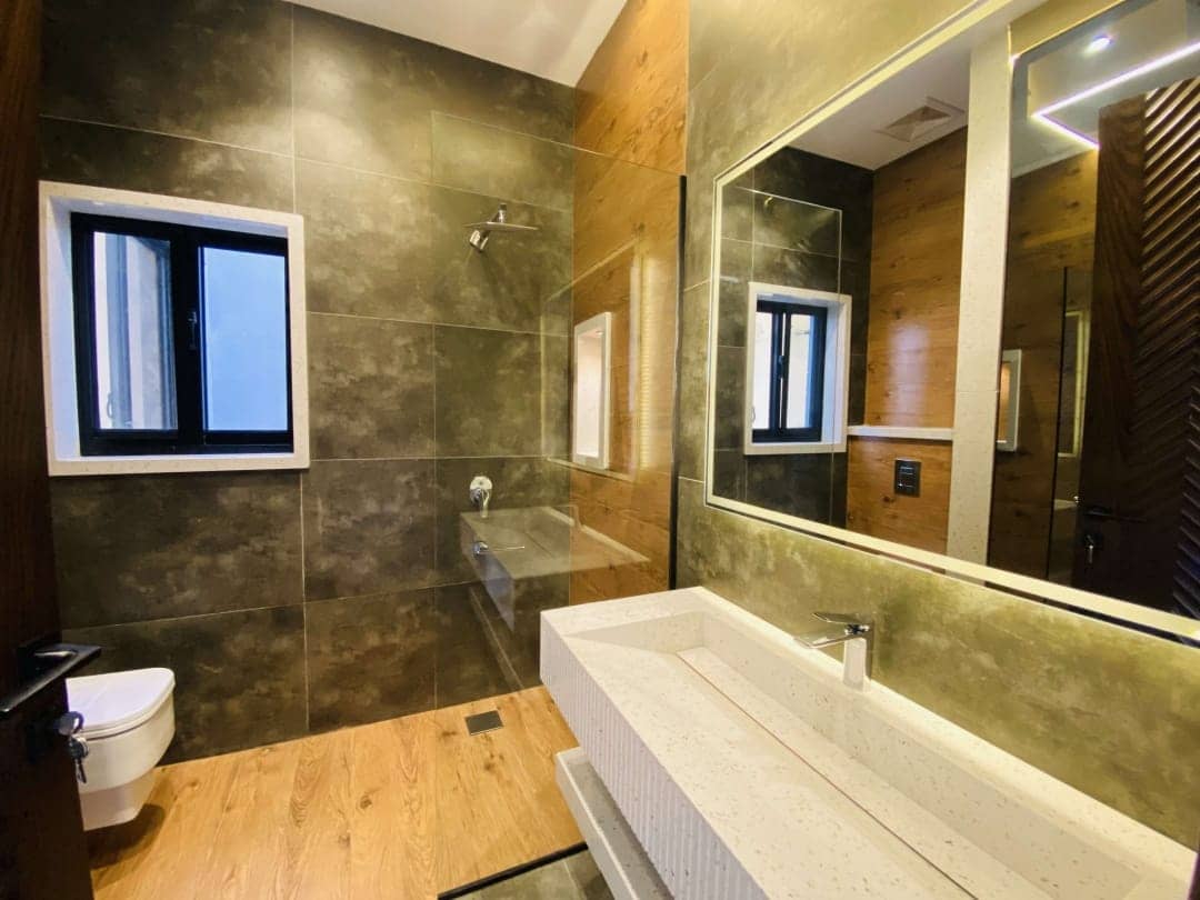 10 Marla Brand New Modern House with Basement in DHA Phase 7 Lahore 28