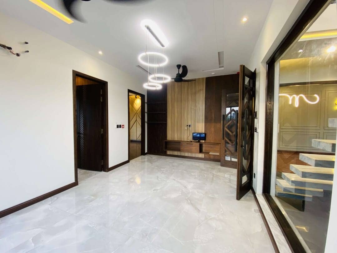 10 Marla Brand New Modern House with Basement in DHA Phase 7 Lahore 30