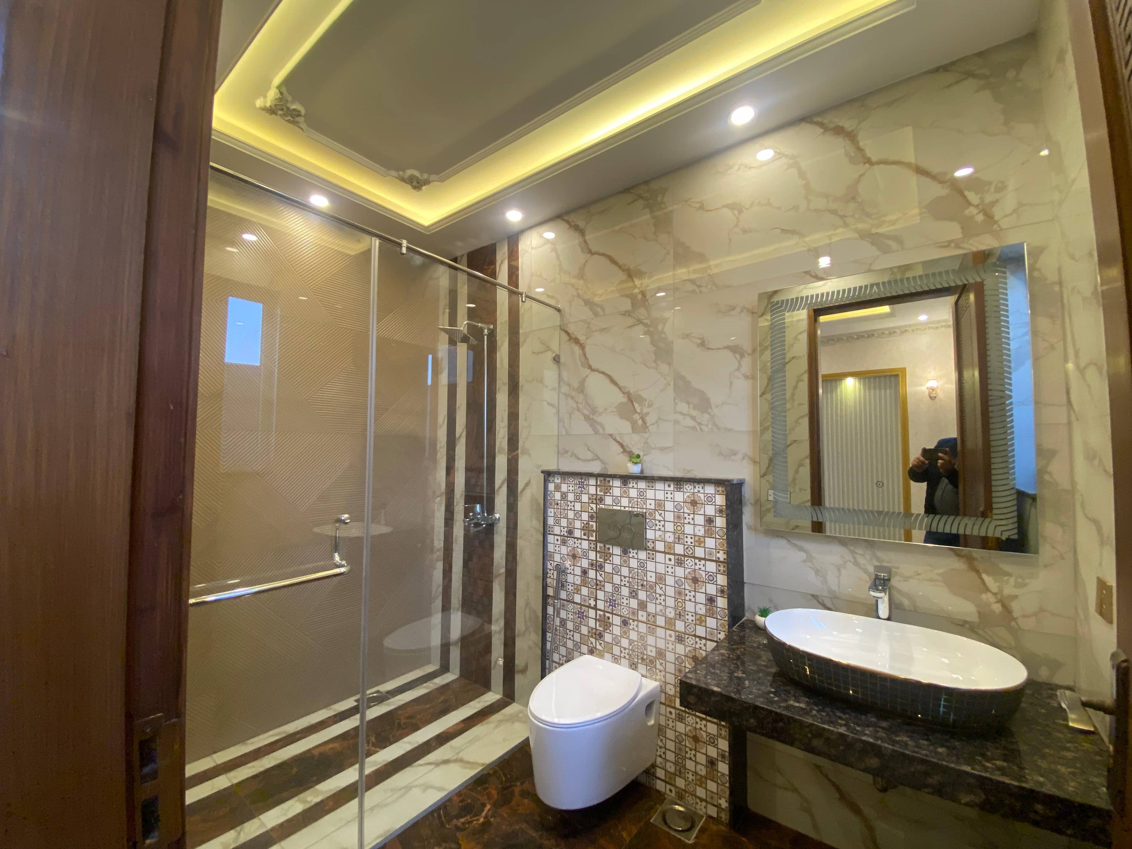 10 Marla Brand New House for Sale in DHA Phase 7 Lahore 24