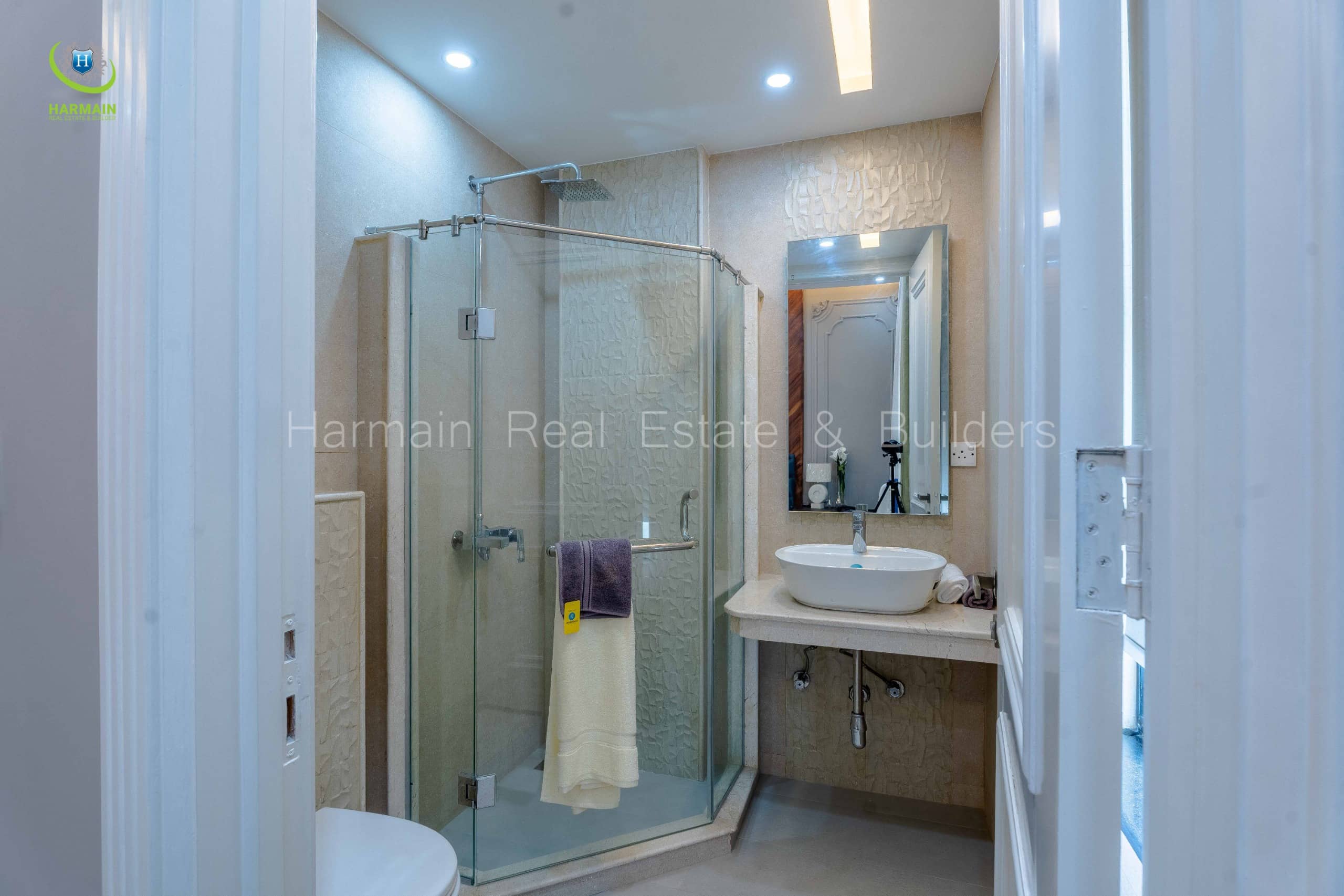 10 Marla Fully Furnished House for Sale in DHA Phase 7 Lahore 14