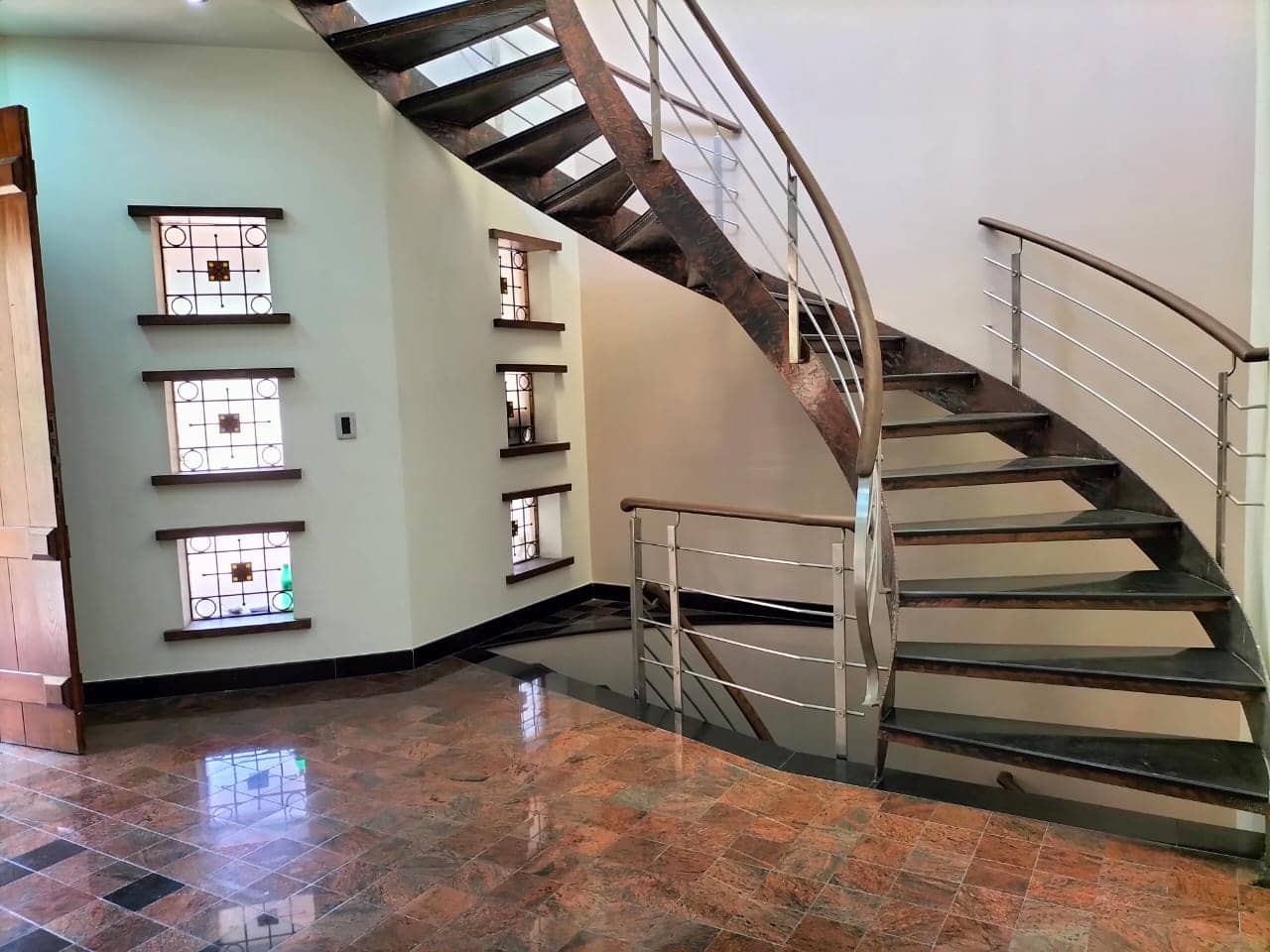 20 Marla Old House for Sale in DHA Phase 3 Lahore – Built 2012, Hardly Used 18