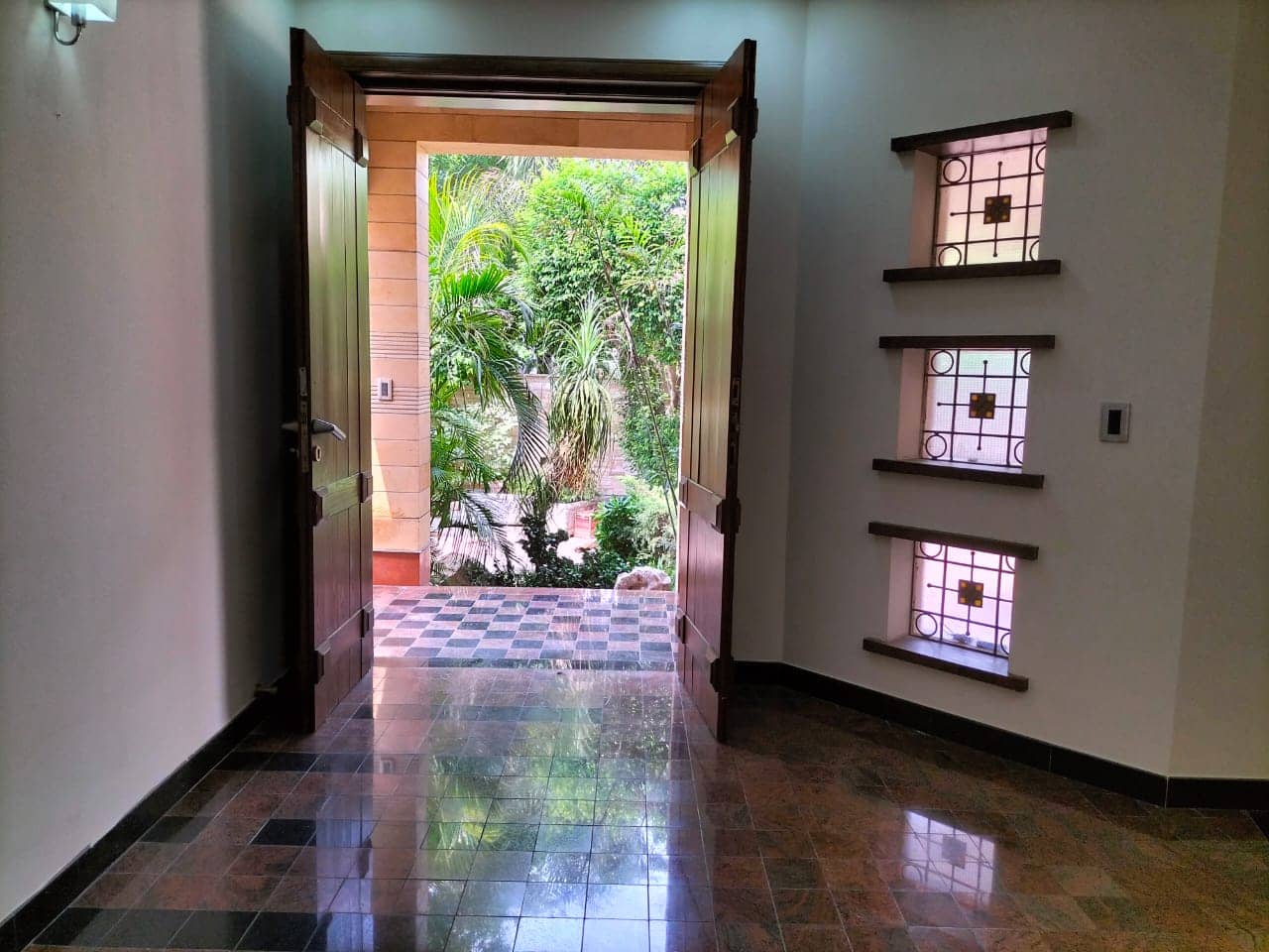 20 Marla Old House for Sale in DHA Phase 3 Lahore – Built 2012, Hardly Used 27