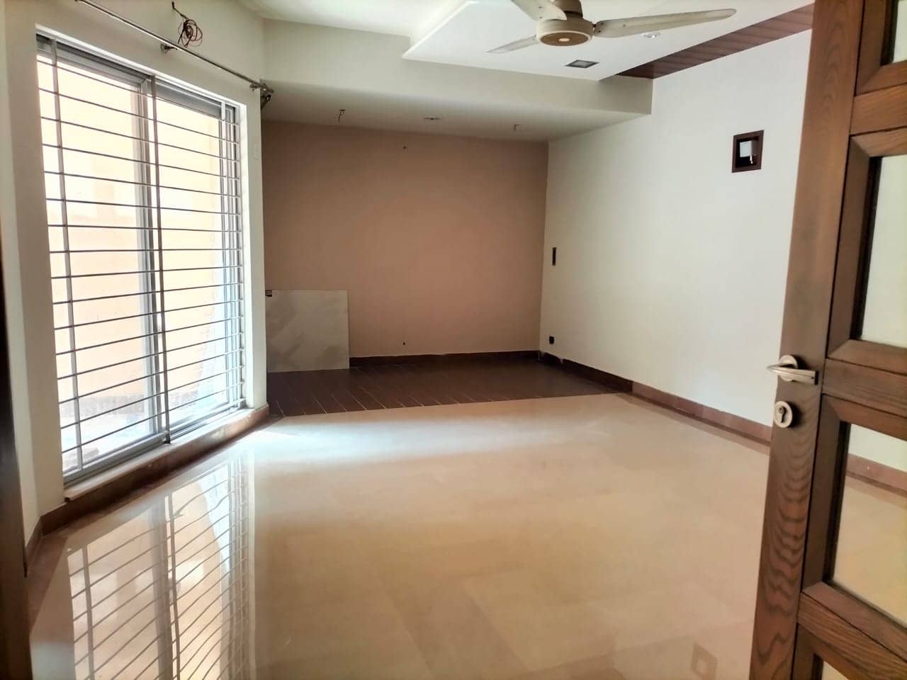 20 Marla Old House for Sale in DHA Phase 3 Lahore – Built 2012, Hardly Used 28