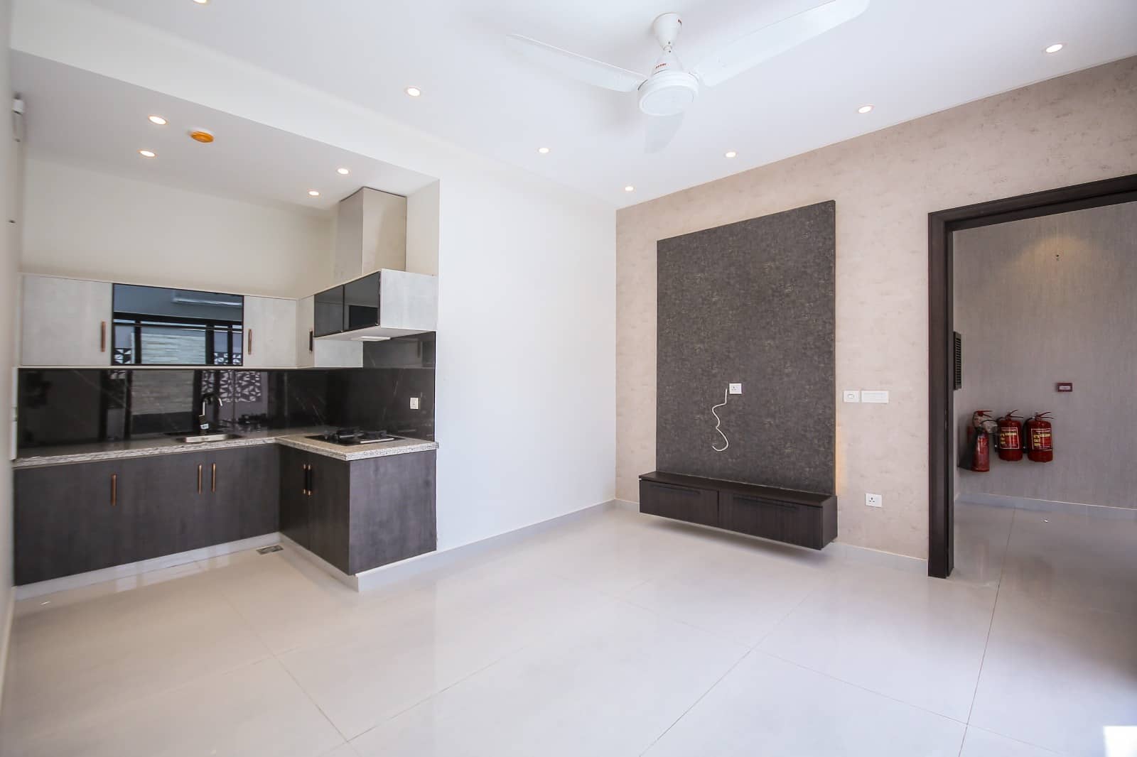 10 Marla Brand New House for Sale in DHA Phase 5 Lahore – Full Basement & 5 Bedroom 23