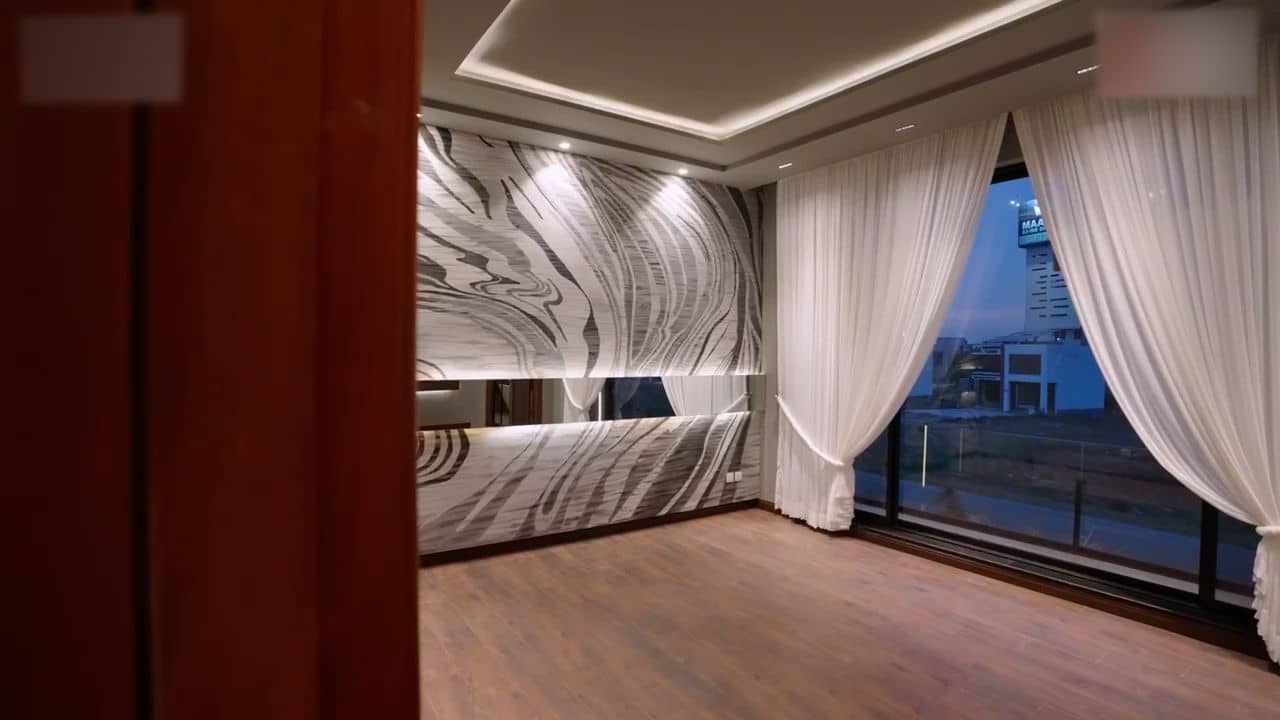 New 20 Marla Semi-Furnished House for Sale in DHA Lahore 16