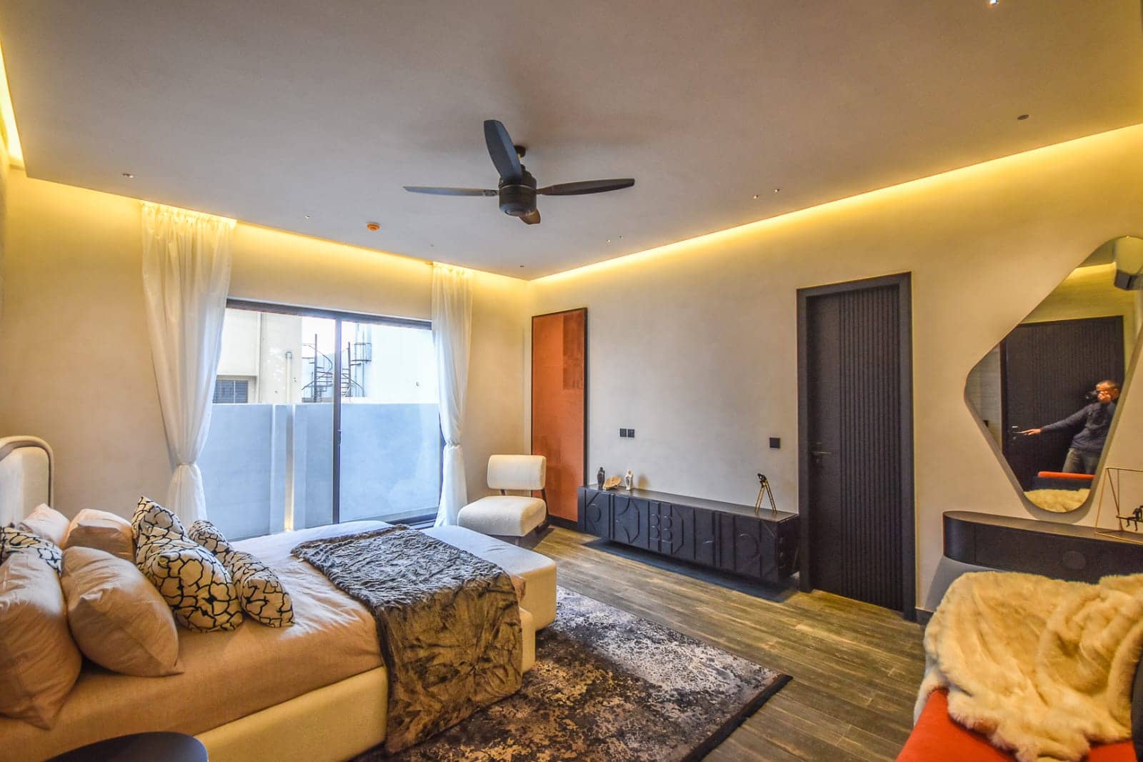 1 Kanal Fully Furnished Home with Basement – DHA Phase 7, Lahore 35