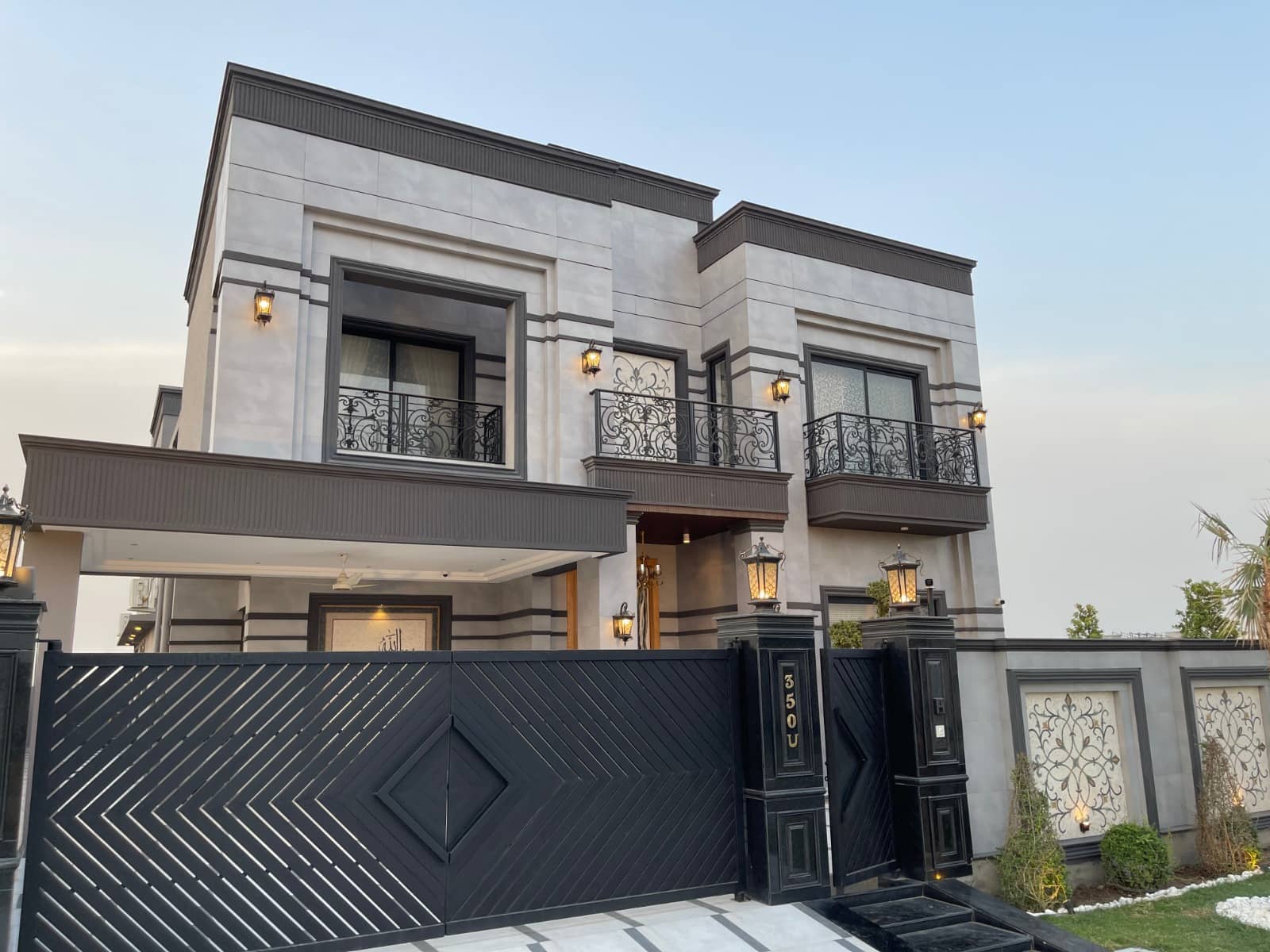 1 Kanal Fully Furnished Modern Home – DHA Phase 7, Lahore 1